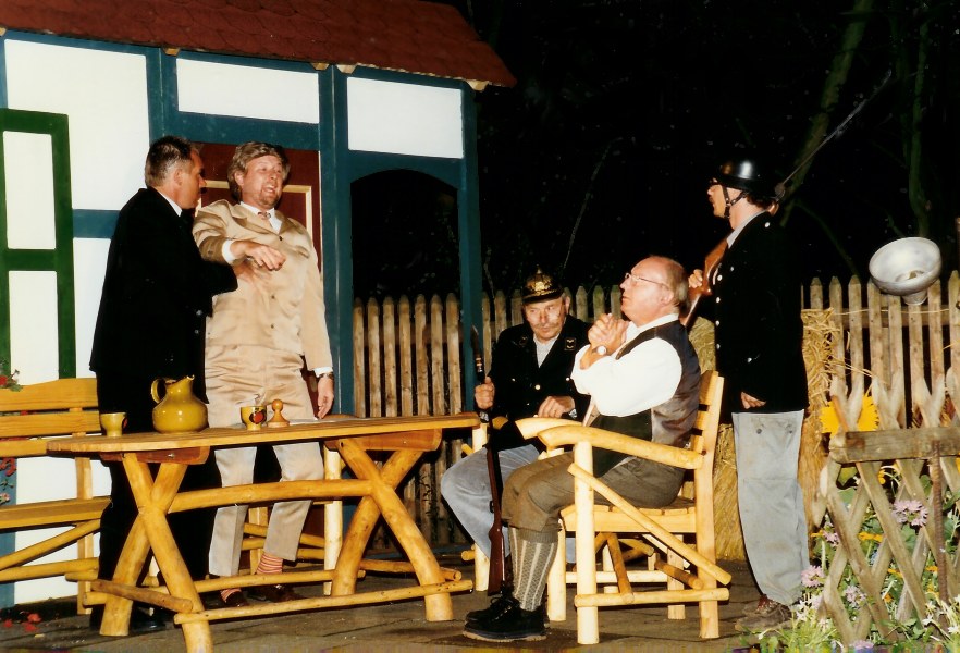 Szene aus Zwei wie Don Camillo und Peppone (1997)