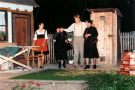 Peter (Alexander Dr�sedau) mit Hermine und Trine (Anneliese Range und Christel Aubel)