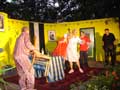 Dunja und Percy/Leo versuchen, Erna ins Bett zu bringen, der falsche Abgeordnete J&ouml;rg und Einbrecher Willi schauen zu (Premiere am 15.7.06)