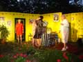 Lisa tauscht auf und k&uuml;sst Percy/Leo, dessen Frau Dunja und Mutter Erna schauen zu (Premiere am 15.7.06)