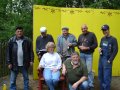 Das Team vom B&uuml;hnenbau: hinten von links Franz Oberhoffner, Georg Range, Erich Kramer, Matthias Wilhelm, Steffen Noll, vorn Gisela und Karl-Heinz Noll