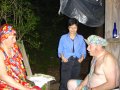 Renate G&uuml;nst, Yen-Lin Shih-Ochs und Erich Kramer an der rechten Seite neben der B&uuml;hne