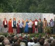 Zum Abschluss der Sonntagsvorstellung am 12. Juli sind alle Darsteller mit Regisseurin Gisela Noll und Souffleuse Ingeborg Neumann auf der B�hne