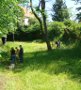 Viele flei�ige Helfer beim Herrichten des Burggrabens