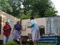 Hilde (Ingeborg Neumann), Franzi (Petra Wilhelm) und Oma (Renate G�nst) bei der Probe am 28. Juni